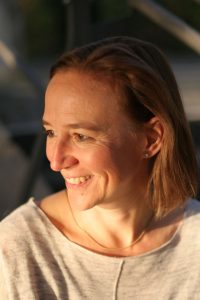 Daniela lacht